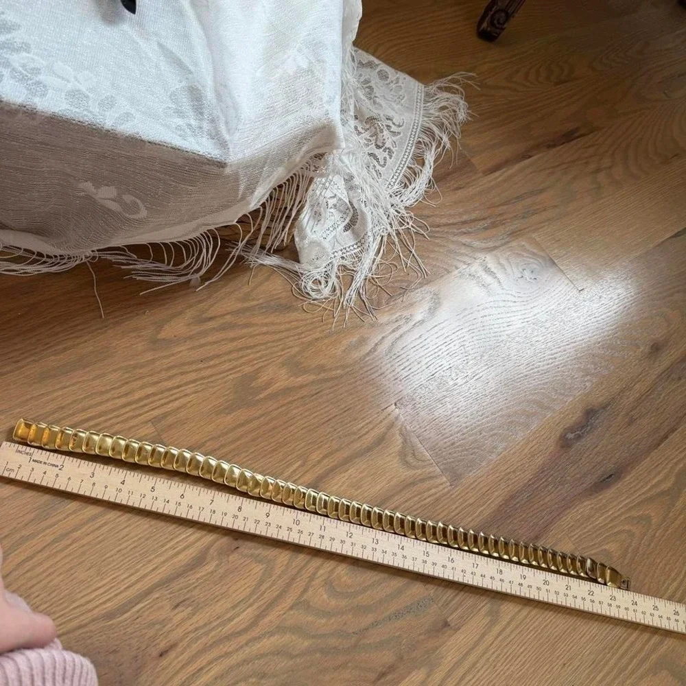 N/A gold stretch